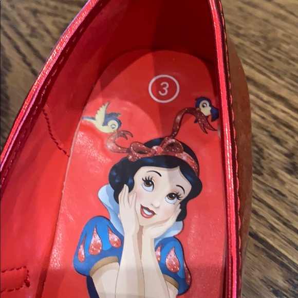 Girls size 3 Disney dress shoes - Picture 2 of 4